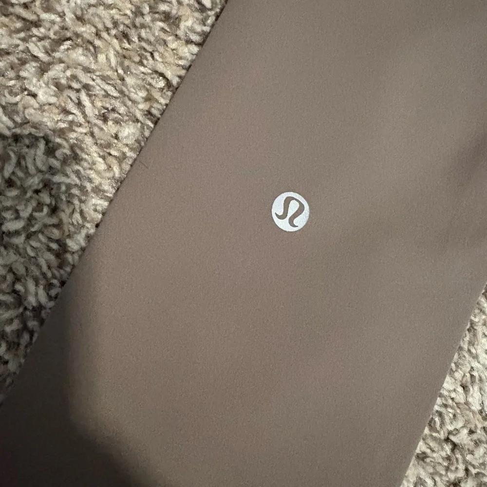 Wunder Train HR Crop 23” - Picture 9 of 9